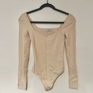 Aritzia - Babaton | Long Sleeve Squareneck Bodysuit